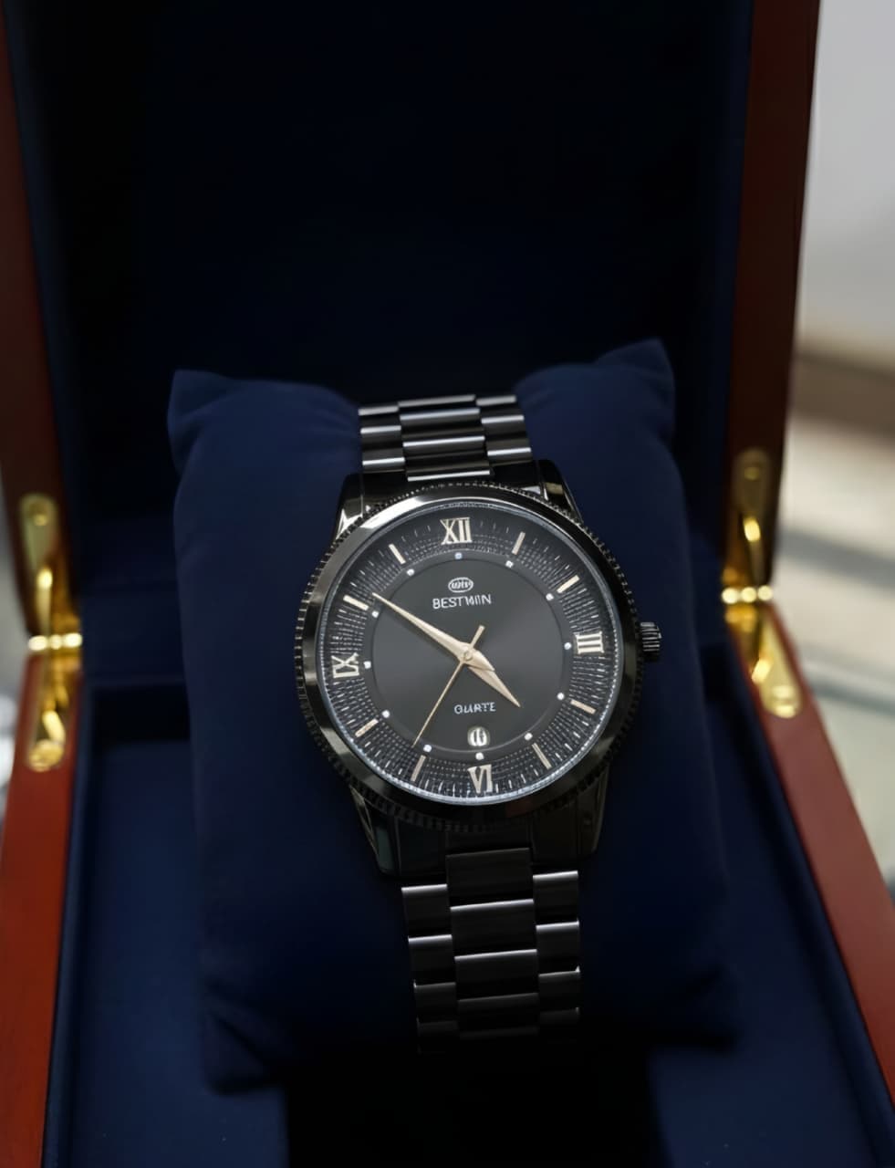 BESTWIN Premium Quartz Wrist Watch - Luxury Watch | Sync & Switch